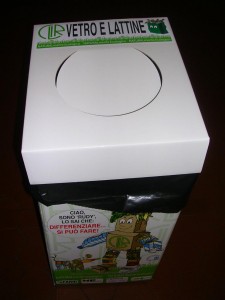 Il contenitore per vetro e lattine Il contenitore per vetro e lattine