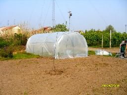 La serra presso la Scuola Agraria La serra presso la Scuola Agraria