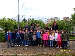 I bimbi della Scuola dell'Infanzia nell'orto I bimbi della Scuola dell'Infanzia nell'orto