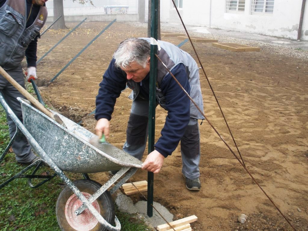 La posa della recinzione