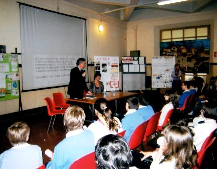 L'incontro con gli alunni in aula magna