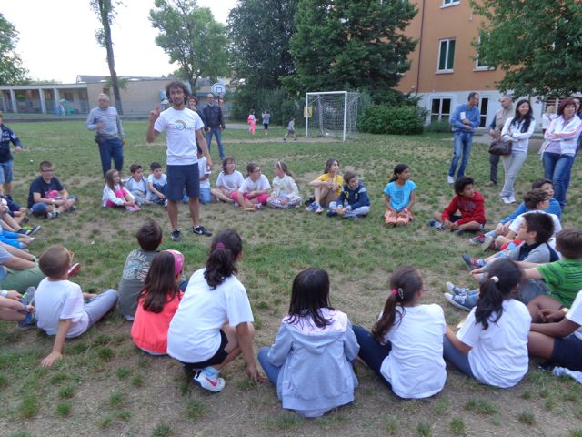 Si gioca fino a sera (giochi in cortile)