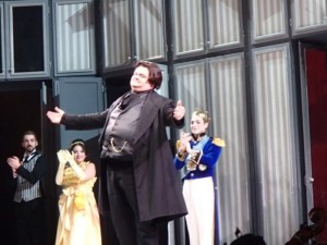 Gli artisti sul palco.